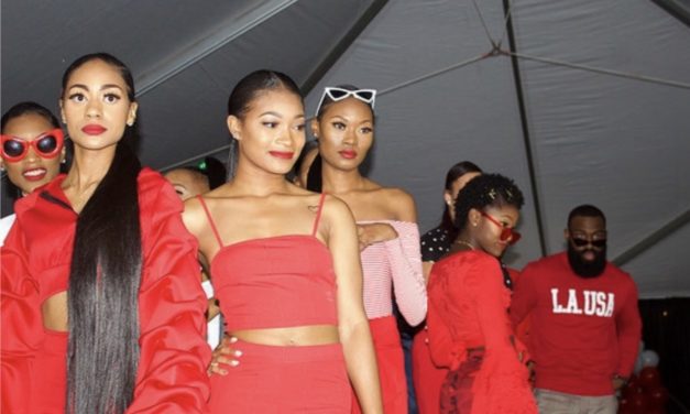 Students Have Trouble Putting on Fashion Show